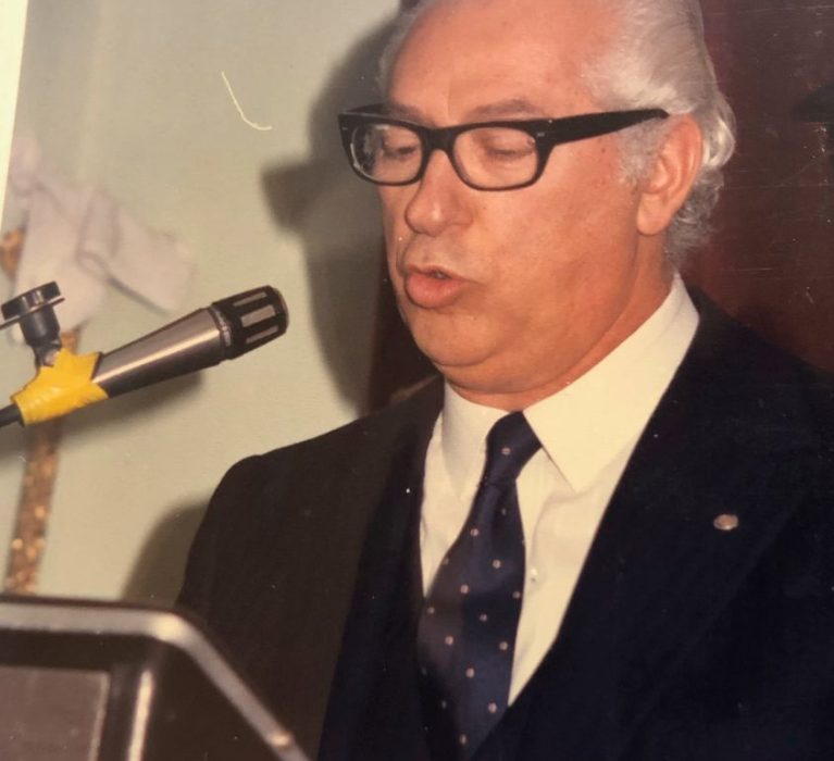 Το ΔΣ του Επιμελητηρίου Χίου αποχαιρετά τον επί σειρά ετών πρόεδρό του Ηλία Μιχαλάκη