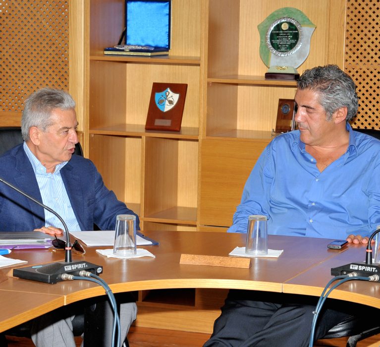 ΣΥΝΑΝΤΗΣΗ ΣΤΟ ΕΠΙΜΕΛΗΤΗΡΙΟ ΤΟΥ ΥΠΟΥΡΓΟΥ ΝΑΥΤΙΛΙΑΣ ΚΑΙ ΑΙΓΑΙΟΥ, κ. Κ. ΜΟΥΣΟΥΡΟΥΛΗ, ΜΕ ΤΟΝ ΠΡΟΕΔΡΟ ΤΟΥ ΕΠΙΜΕΛΗΤΗΡΙΟΥ ΣΜΥΡΝΗΣ, κ. EKREM DEMIRTAS
