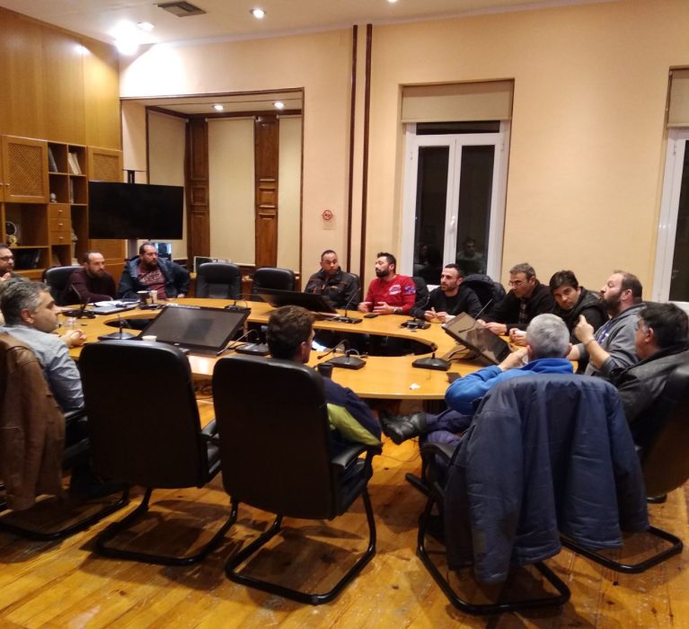 Κλαδική συνάντηση μελών του ΔΣ του Επιμελητηρίου Χίου και του Συλλόγου Πρατηριούχων Υγρών Καυσίμων